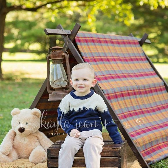 Meet your Posher, Danielle - Picture 1 of 1